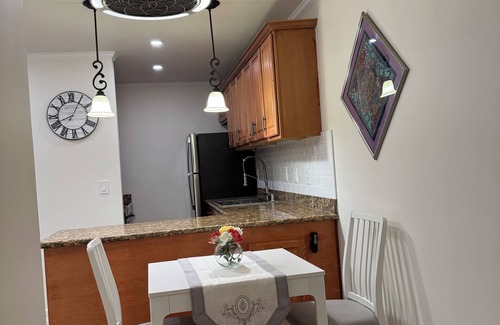 Walnut Creek Appartement | Lovely bright fully furnished private 1-bed apt in Walnut Creek central to all.