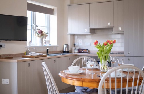 Bourton Cottage | Belle grange de vacances Cotswold à distance de marche des restaurants / magasins