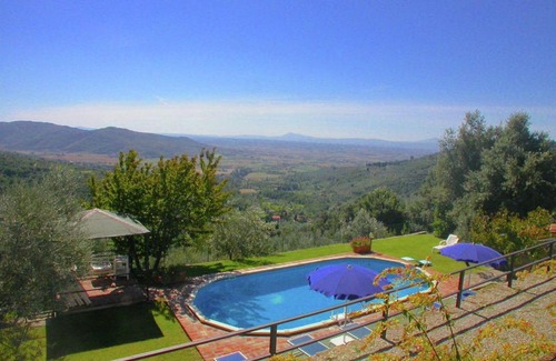 Cortona Maison | Lovely Cottage in Cortona with Pool and Stunning Views