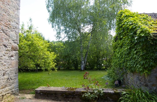 Burnand Maison | Lovely cottage near Cluny, Taizé, Cormatin