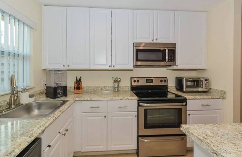 South Sarasota Maison | Lovely ❤ Cottage near the Beach & Downtown SRQ.