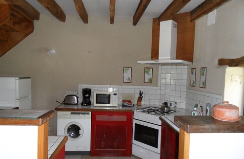 Pouzy-Mesangy Autre | Belle maison de campagne avec vue, étang, jardin et terrasse, située dans 5 acres.