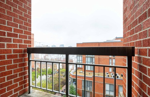 Radnor - Fort Myer Heights Appartement | Lovely Court House 1BR w/ Elevator, Gym & W/D, nr Plaza, by Blueground