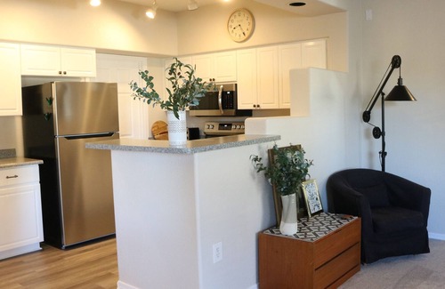 Arrowhead Ranch Copropriété | LOVELY & COZY CONDO IN GLENDALE, AZ - GATED COMMUNITY
