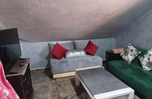 Ifrane Appartement | Lovely & Cozy Self-Contained Studio Apartment For 2 Guests Apt No 3