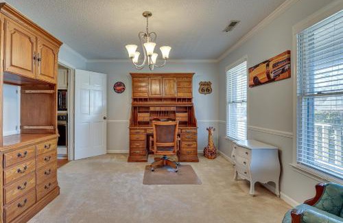 Decatur Maison | Lovely Decatur Home with Yard about 6 Mi to Town!