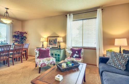 Dundee Maison | Lovely Dundee Home with Private Yard and Fire Pit!