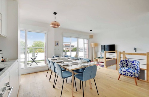 Le Bois Porte de Nogent Appartement | Joli Duplex -4BD/8P- Nogent-sur-Marne