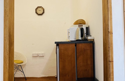 Osu Klottey Appartement | Lovely Escape Home