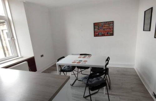 Barrhead Appartement | Lovely flat near Glasgow