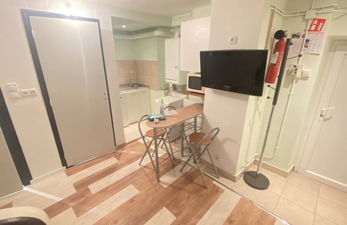 Angerville Appartement | Jolie Studio meublé à 15 minutes d’Etampes et à proximité de tout commerce !