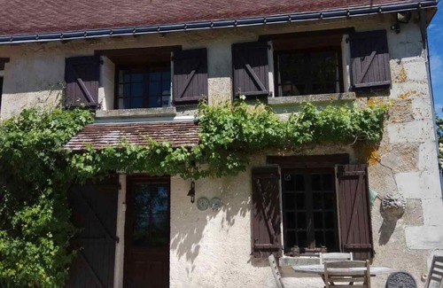 Esves-le-Moutier Maison | Gite de luxe avec piscine chauffée en Val de Loire - Le Vignou