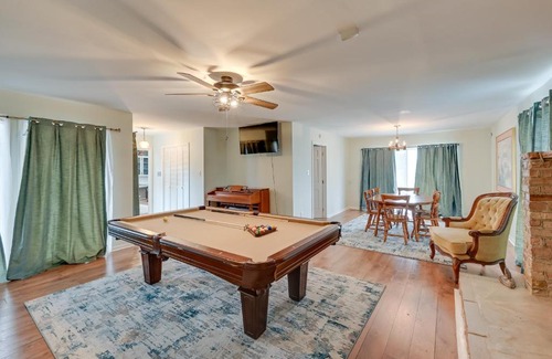 Goldsboro Maison | Lovely Goldsboro Home with Yard and Grill!