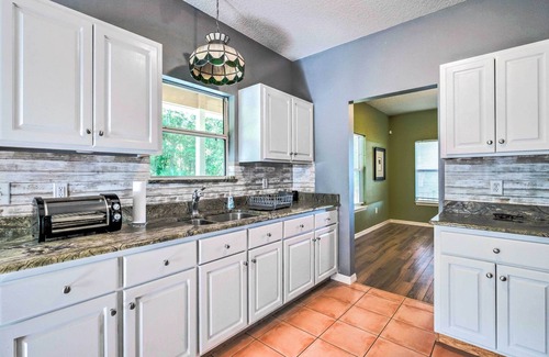 Edgar Maison | Lovely Hawthorne Home w/ Private Boat Dock!