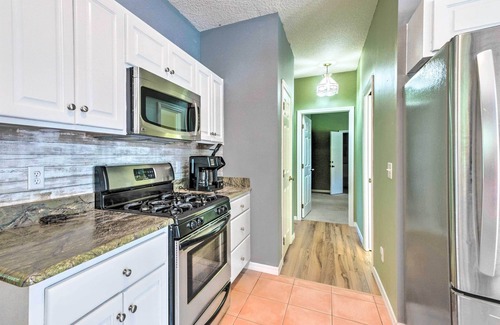 Edgar Maison | Lovely Hawthorne Home w/ Private Boat Dock!