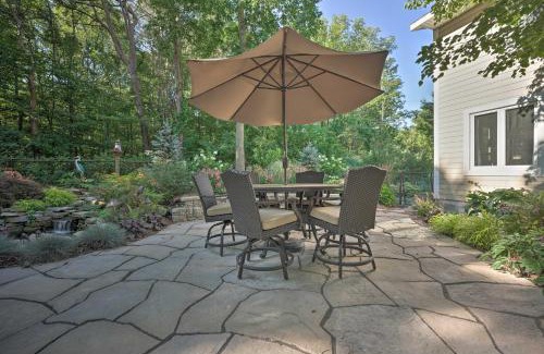 Holland Maison | Lovely Holland Home with 1 Mile to Lake Michigan!