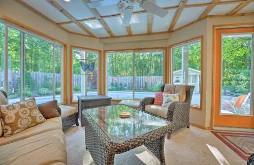 Holland Maison | Lovely Holland Home with 1 Mile to Lake Michigan!