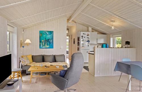Maribo Maison | Lovely home in Askø with WiFi