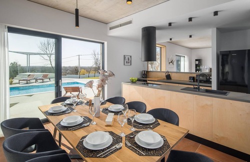 Orihi Maison | Belle maison de 3 chambres à Barban