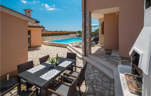 Orihi Maison | Lovely Home In Barban With Outdoor Swimming Pool