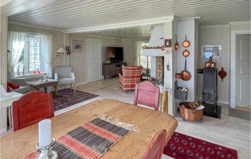 Sndre Land Maison | Lovely Home In Bjoneroa With Wifi