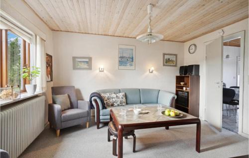 Bogense Maison | Lovely Home In Bogense With Kitchen