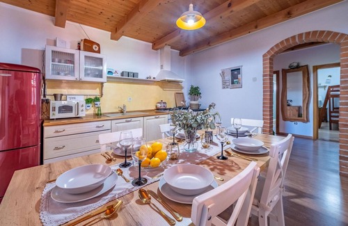 Bosiljevo Maison | Belle maison à Bosiljevo avec cuisine