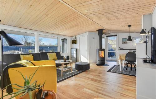 Broager Maison | Lovely Home In Broager With Kitchen