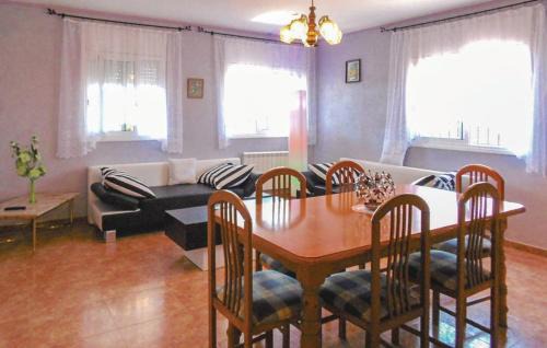 Macanet de la Selva Maison | Lovely Home In Maçanet De La Selva