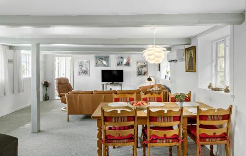 Faxe Maison | Lovely Home In Faxe With Wifi