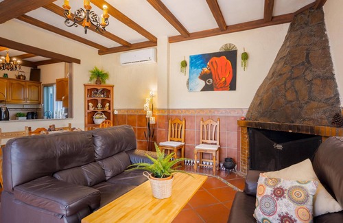 Guillena Maison | Belle maison à Guillena avec WiFi