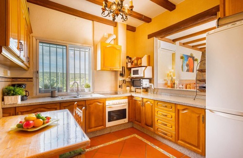 Guillena Maison | Belle maison à Guillena avec WiFi
