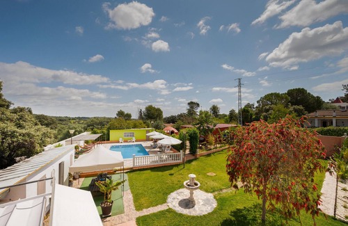 Guillena Maison | Belle maison à Guillena avec WiFi