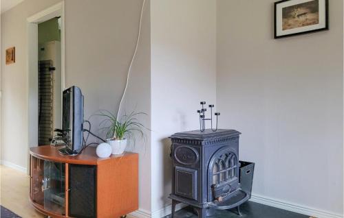 Hishult Maison | Lovely Home In Hishult With Wifi