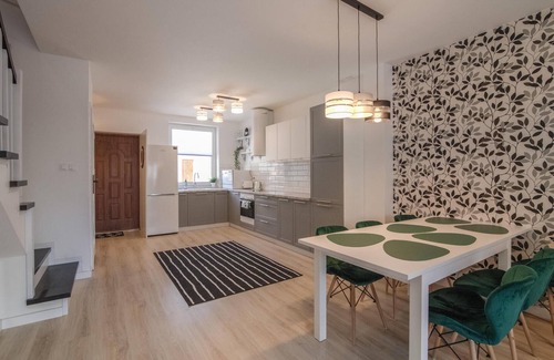 Lisewiec Maison | Belle maison à Klodawa avec sauna