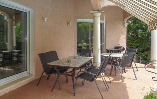 Lamalou-les-Bains Maison | Lovely Home In Lamalou Les Bains With Wifi