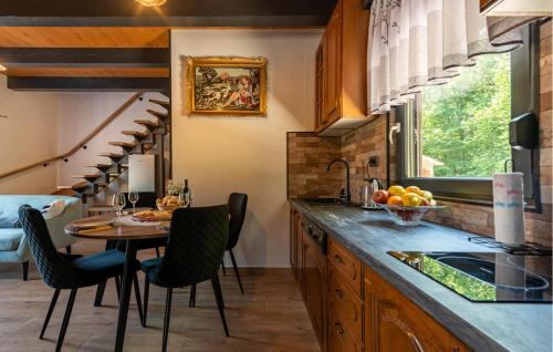 Otocac Maison | Lovely Home In Lipovlje