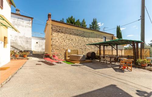 Macchino Maison | Lovely Home In Marliana With Wifi