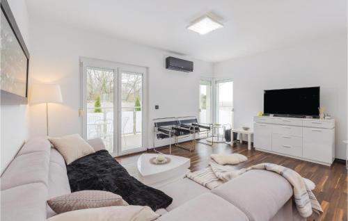 Nedescina Maison | Lovely Home In Nedescina With Wifi