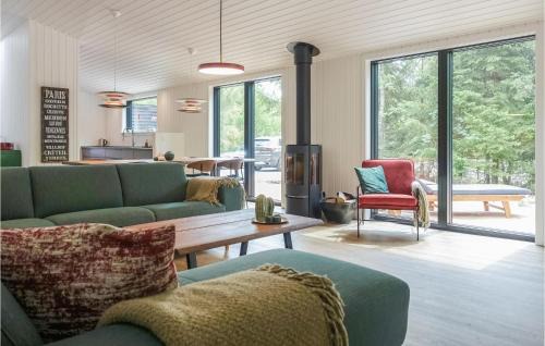 Bedegaard Maison | Lovely Home In Nexø With Kitchen