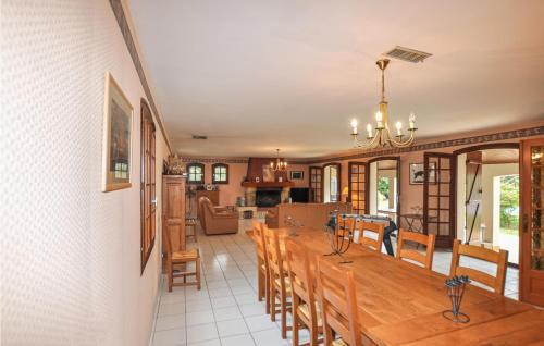 Prades Maison | Lovely Home In Prades