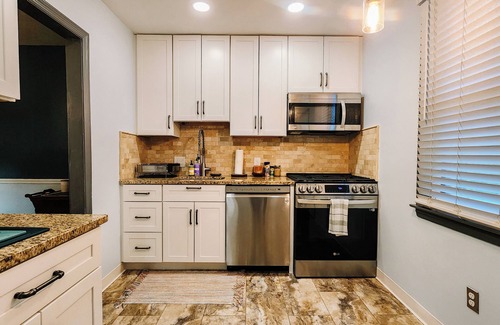 Wilmington Maison | Lovely Home in Prime Wilmington Location