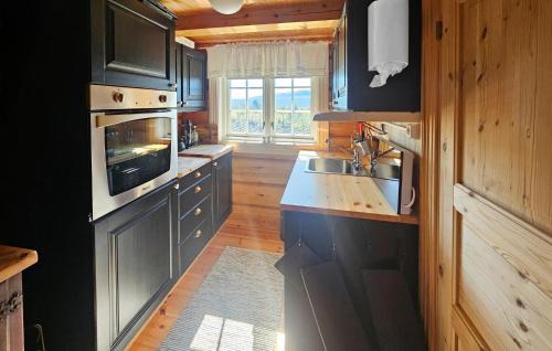 Vestre Slidre Maison | Lovely Home In Røn With House A Mountain View