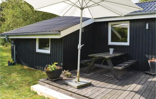 Lodbjerg Hede Maison | Lovely Home In Ringkøbing With Kitchen