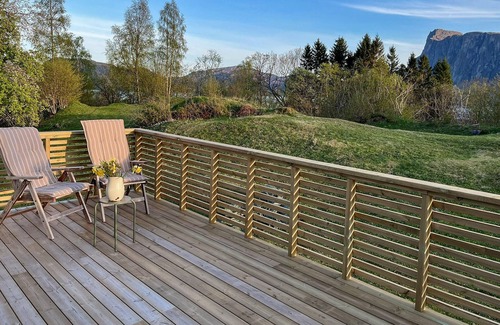 Hyllestad Maison | Belle maison à Sørbøvåg
