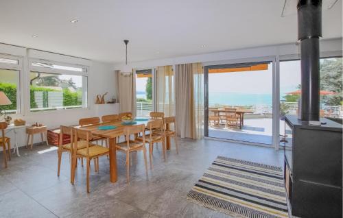 Thonon-les-Bains Maison | Lovely Home In Thonon Les Bains With Sauna