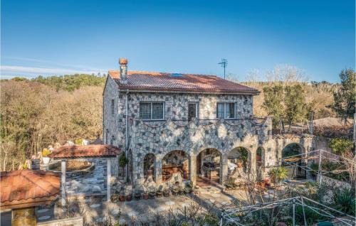 Puigventos Maison | Lovely Home In Vidreres With Kitchen
