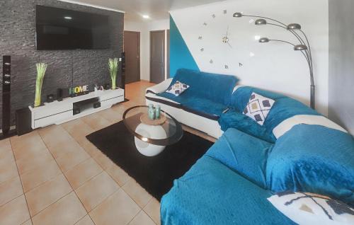 Villespassans Maison | Lovely Home In Villespassans With Wifi
