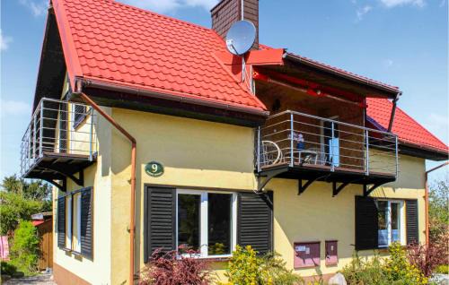 Sarbsk Maison | Lovely Home In Wicko With Wifi