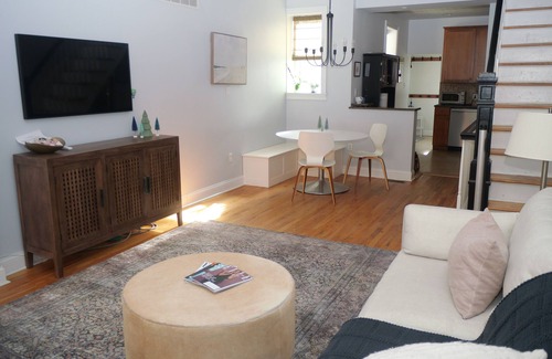 Fairmount Maison | Lovely Home Near the Art Museum